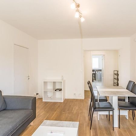 Spacieux Appartement - 6 Personnes - Parking Gratuit 圣安德烈莱韦尔热 外观 照片